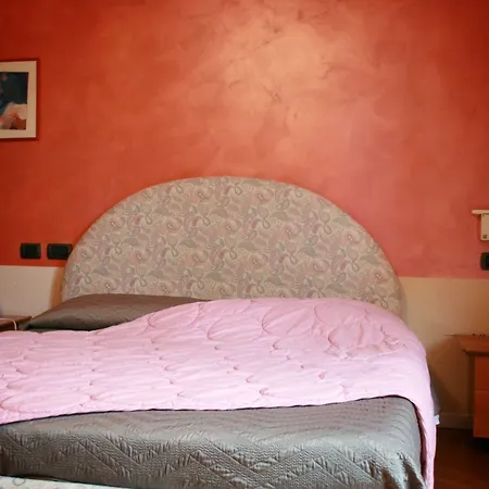 Bed & Breakfast A Casa Di Manu 2*