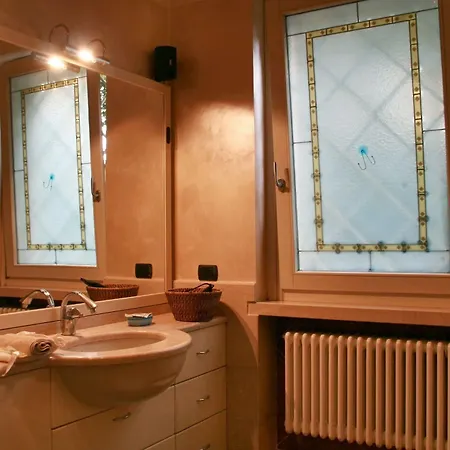 Bed & Breakfast A Casa Di Manu 2*