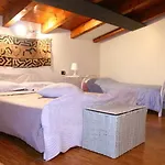A Casa Di Manu Bed & Breakfast 2*