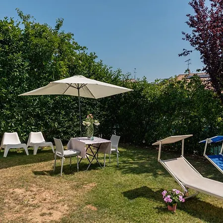 A Casa Di Manu Oda ve Kahvaltı 2*