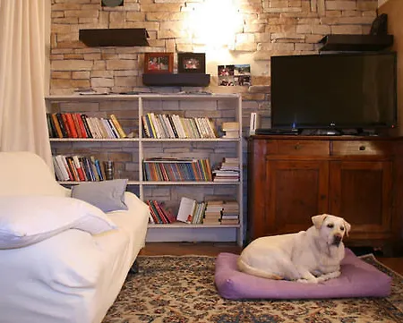 A Casa Di Manu Alojamento de Acomodação e Pequeno-almoço 2*